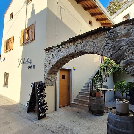 Fine Rooms Vipava Buitenkant foto